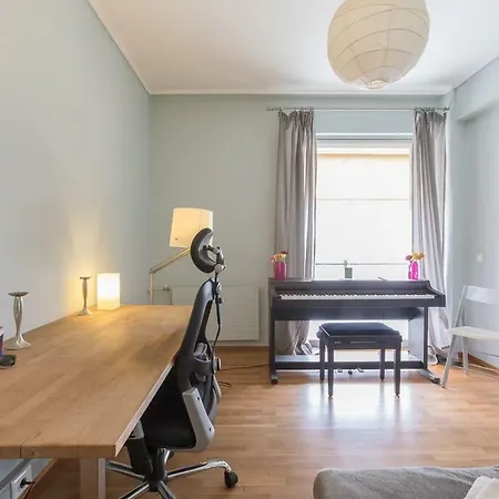 Spacious & Modern Flat In Heart Of Athens